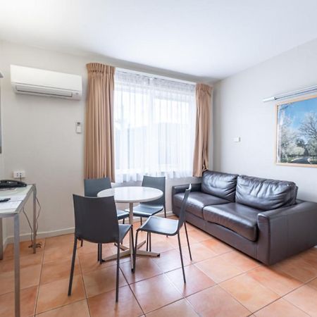 Forrest Hotel & Apartments Canberra Luaran gambar