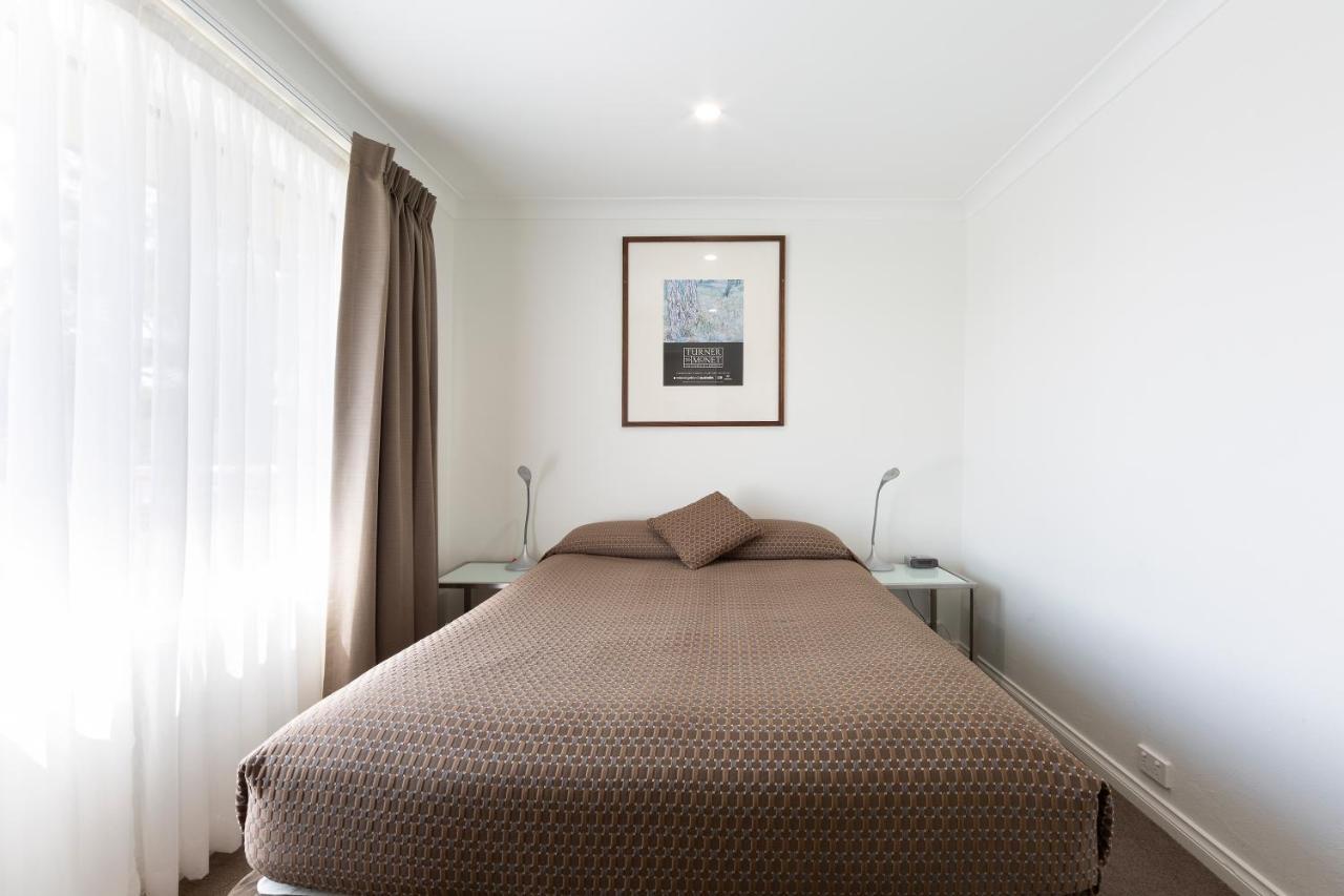 Forrest Hotel & Apartments Canberra Luaran gambar