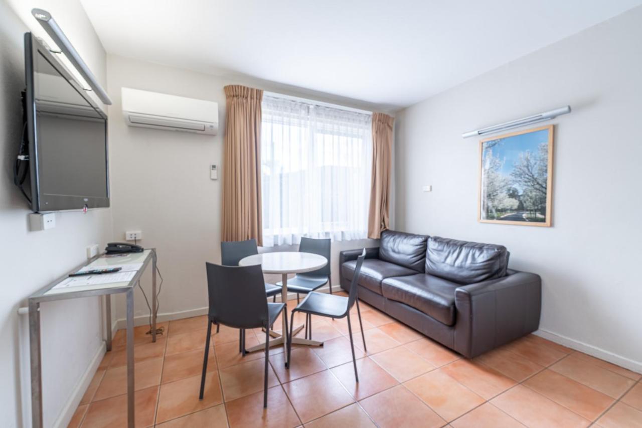 Forrest Hotel & Apartments Canberra Luaran gambar