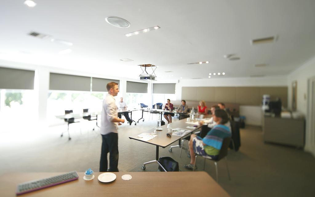 Forrest Hotel & Apartments Canberra Luaran gambar